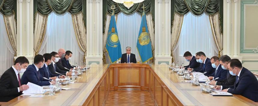 Президент газ және энергетика мәселелері жөнінде шұғыл кеңес өткізді