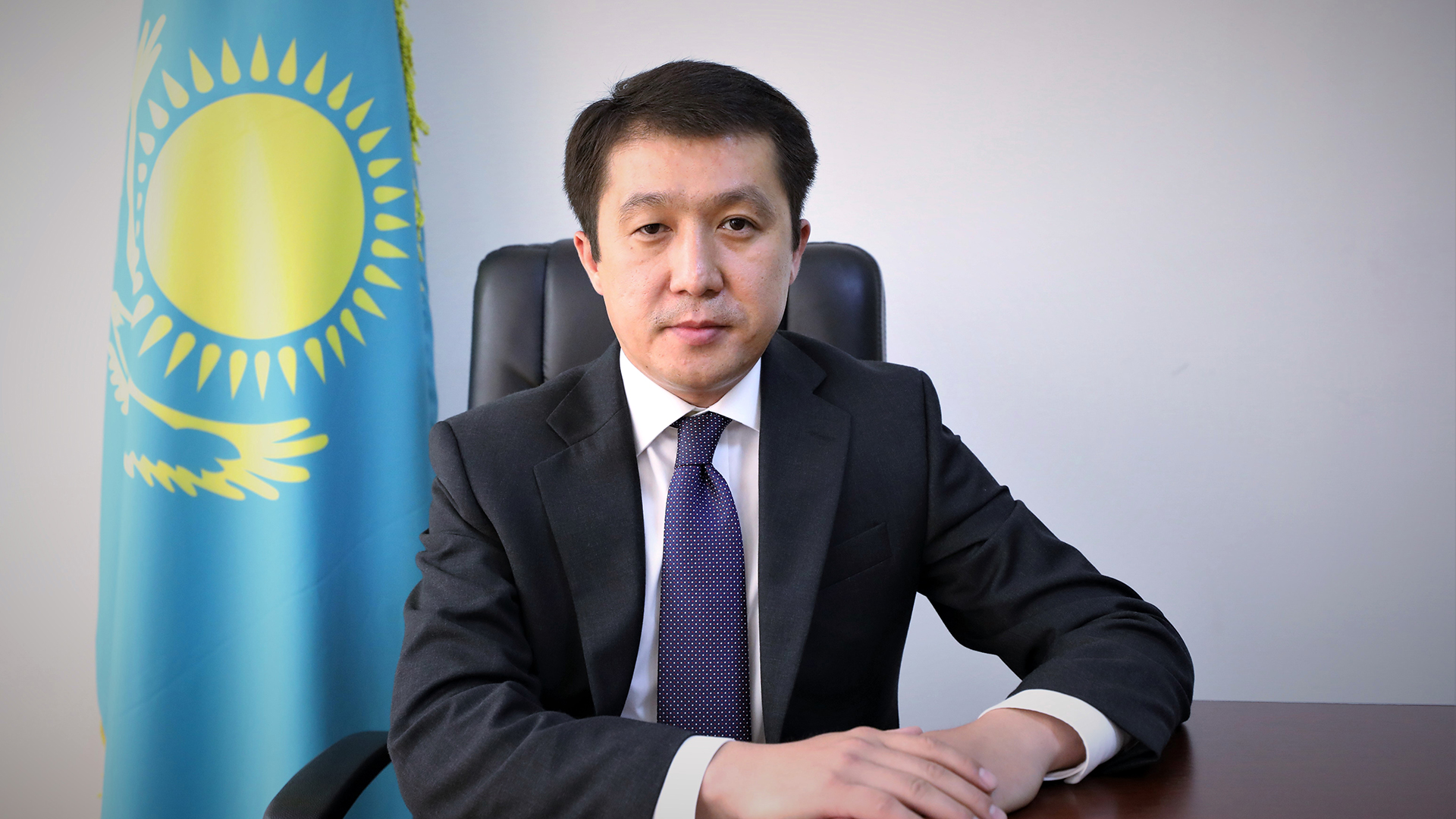 Бір шақырым жолды жөндеу үшін қанша қаражат жұмсалады? Министрдің жауабы