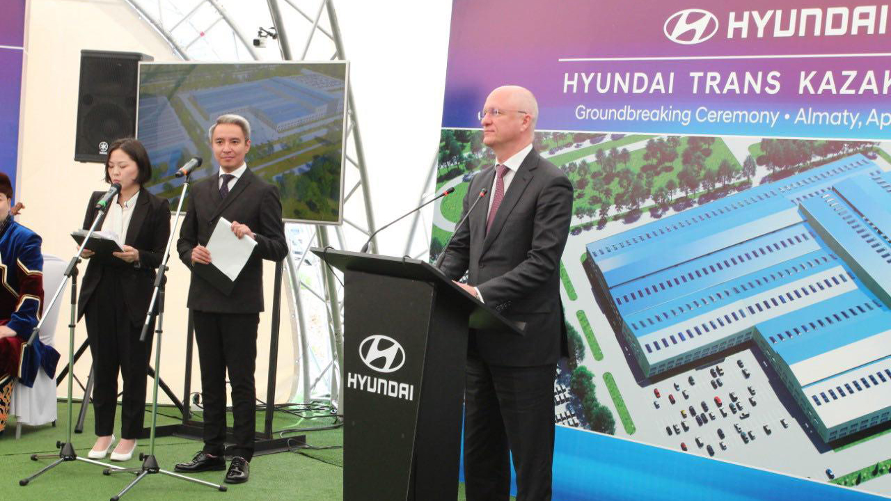 Скляр Hyundai Motor Group компаниясының басшылығымен кездесті