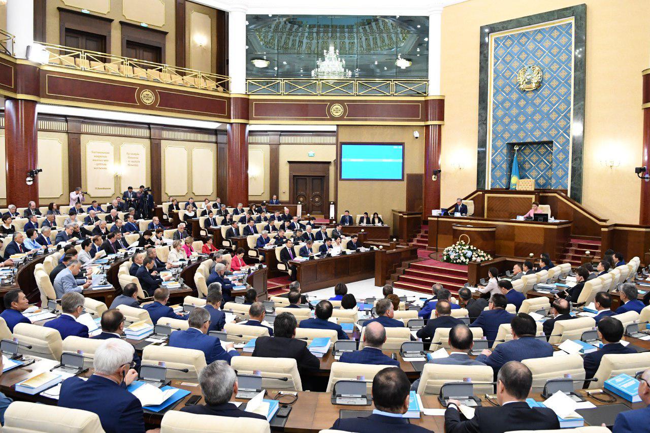 Совместное заседание палат парламента РК состоится 27 июня