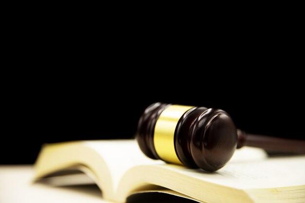 Енді дәрігерге шабуыл жасағандар 15 жылға дейін сотталуы мүмкін