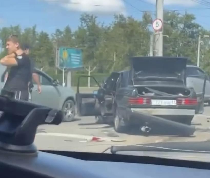 Павлодарда көлік ұрлап бара жатқан ер адам көз жұмды