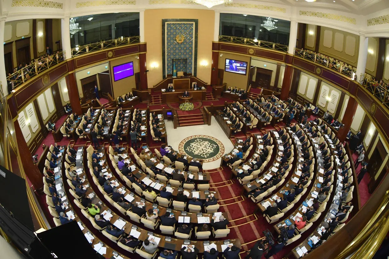 Бір палаталы парламент қашан құрылады? — сарапшы пікірі