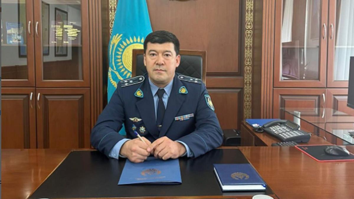 Ақтауда полиция генералын қылмыстық топ құрды деп айыптады: қалаға арнайы комиссия келді