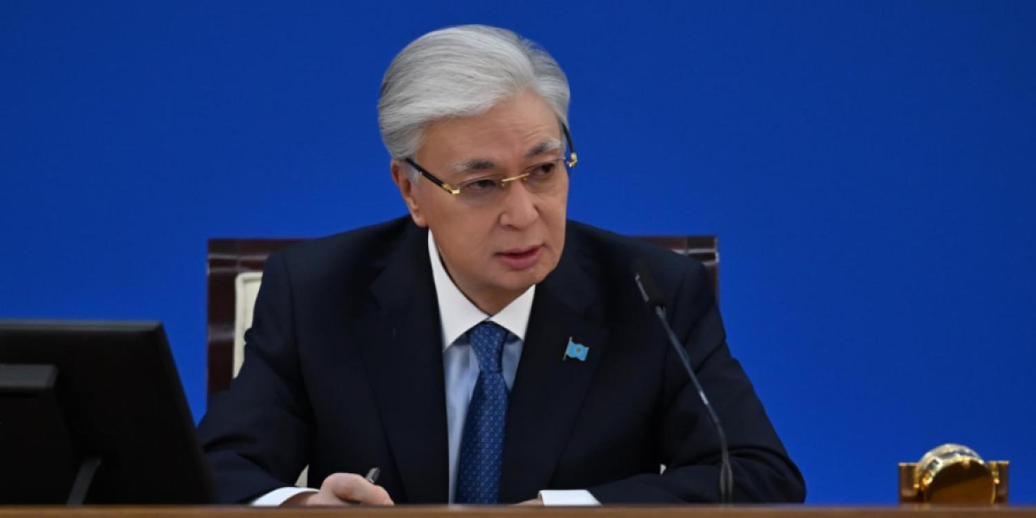 Тоқаев: Сауатсыз, әсіресе ашкөз, көрсеқызар, жемқорлыққа бейім адам ешқашан патриот бола алмайды