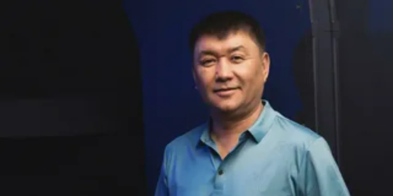 «Жақсының жақсылығын айтайық»: Нұртас Айдарбеков бірнеше өңір әкімінің жұмысына оң бағасын берді