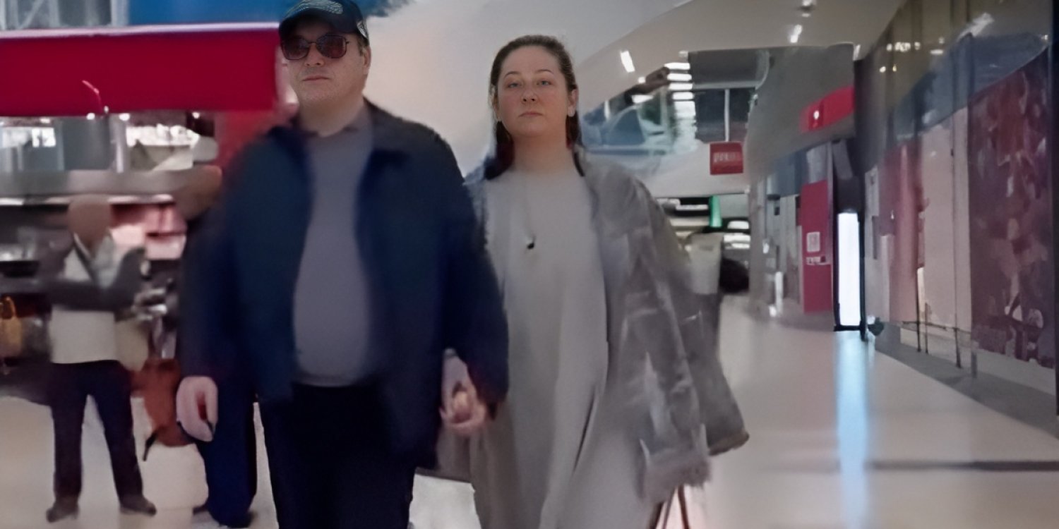 "Тағы да жүкті": Тұрсынбек Қабатов екінші әйелімен көзге түсті