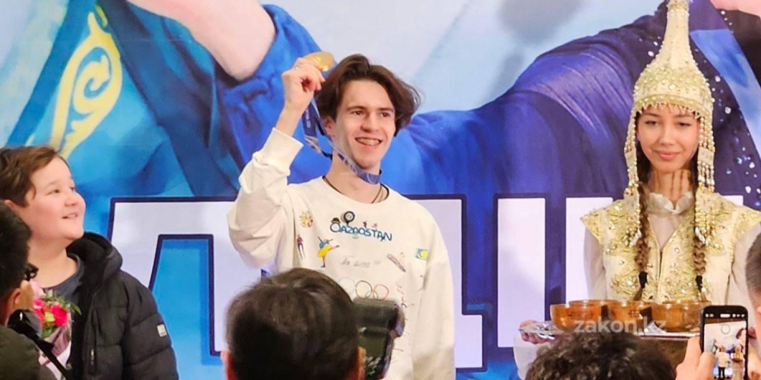 Олимпиада чемпионы Михаил Шайдоровты Алматы әуежайында салтанатты түрде қарсы алды (ВИДЕО)