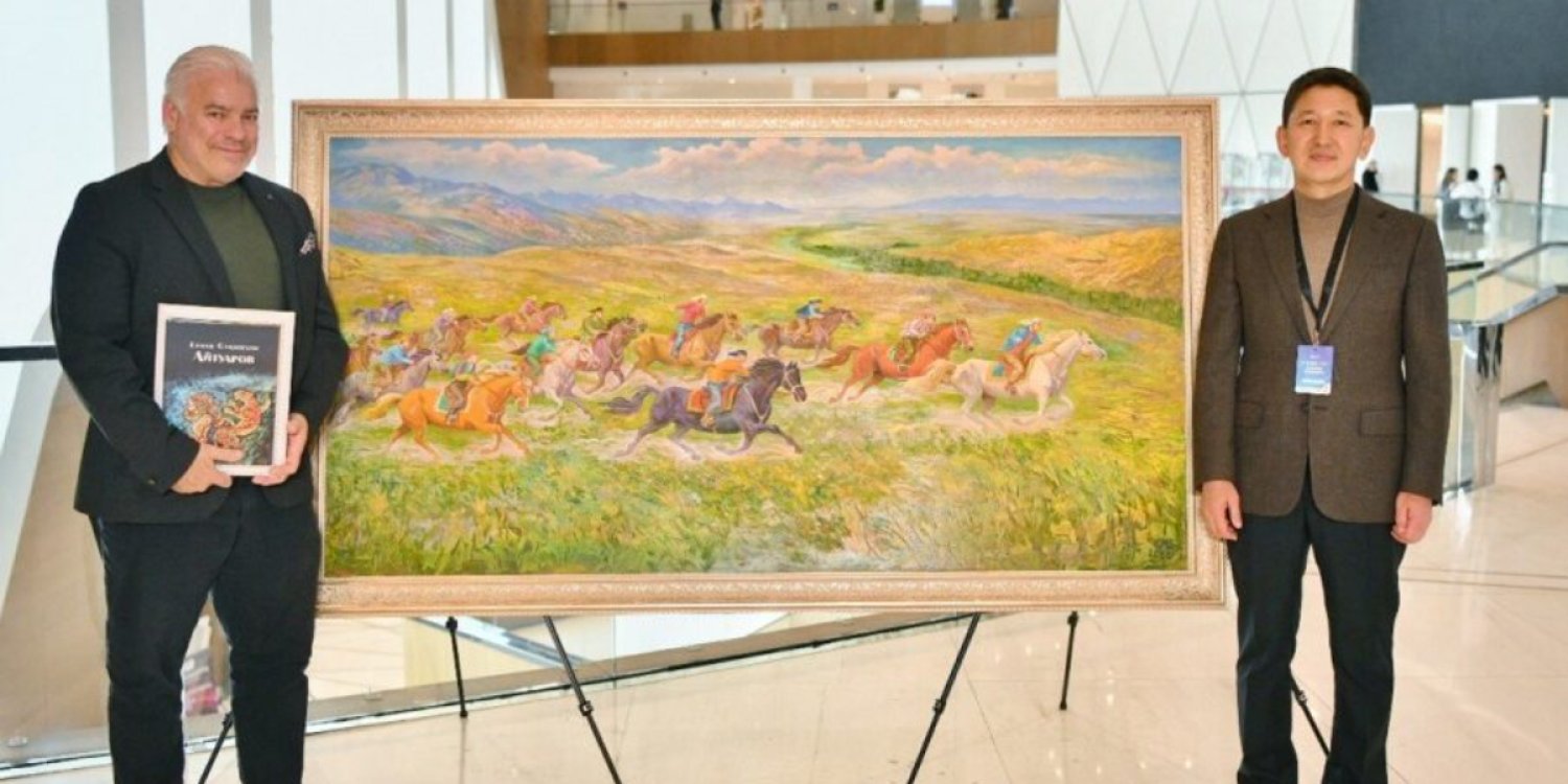 Исламбек Салжанов «Феррари» дизайнерін нағыз бәйгені көруге шақырды