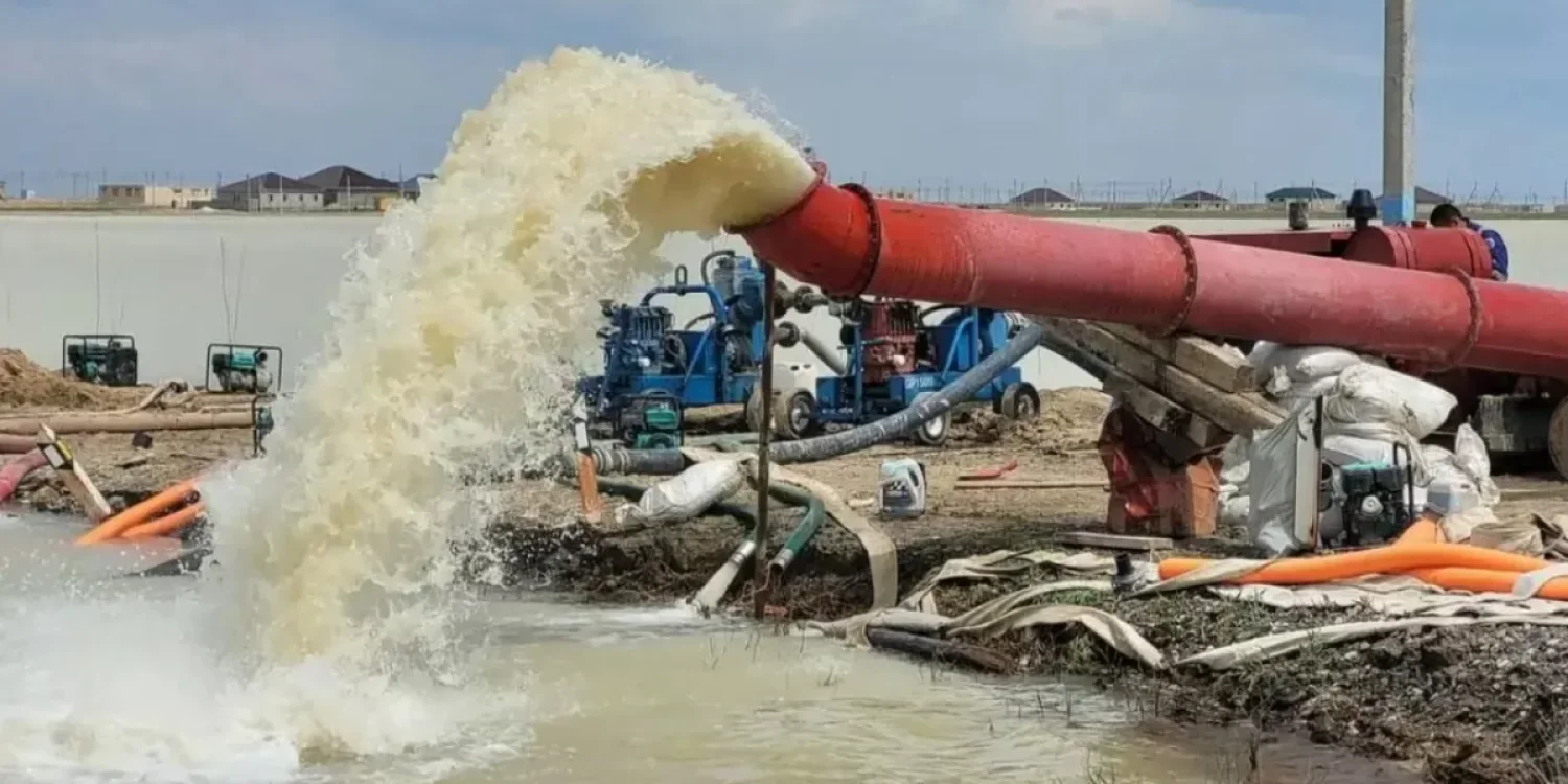 Су астында қалған 11 мың үйдің ауласы құрғады