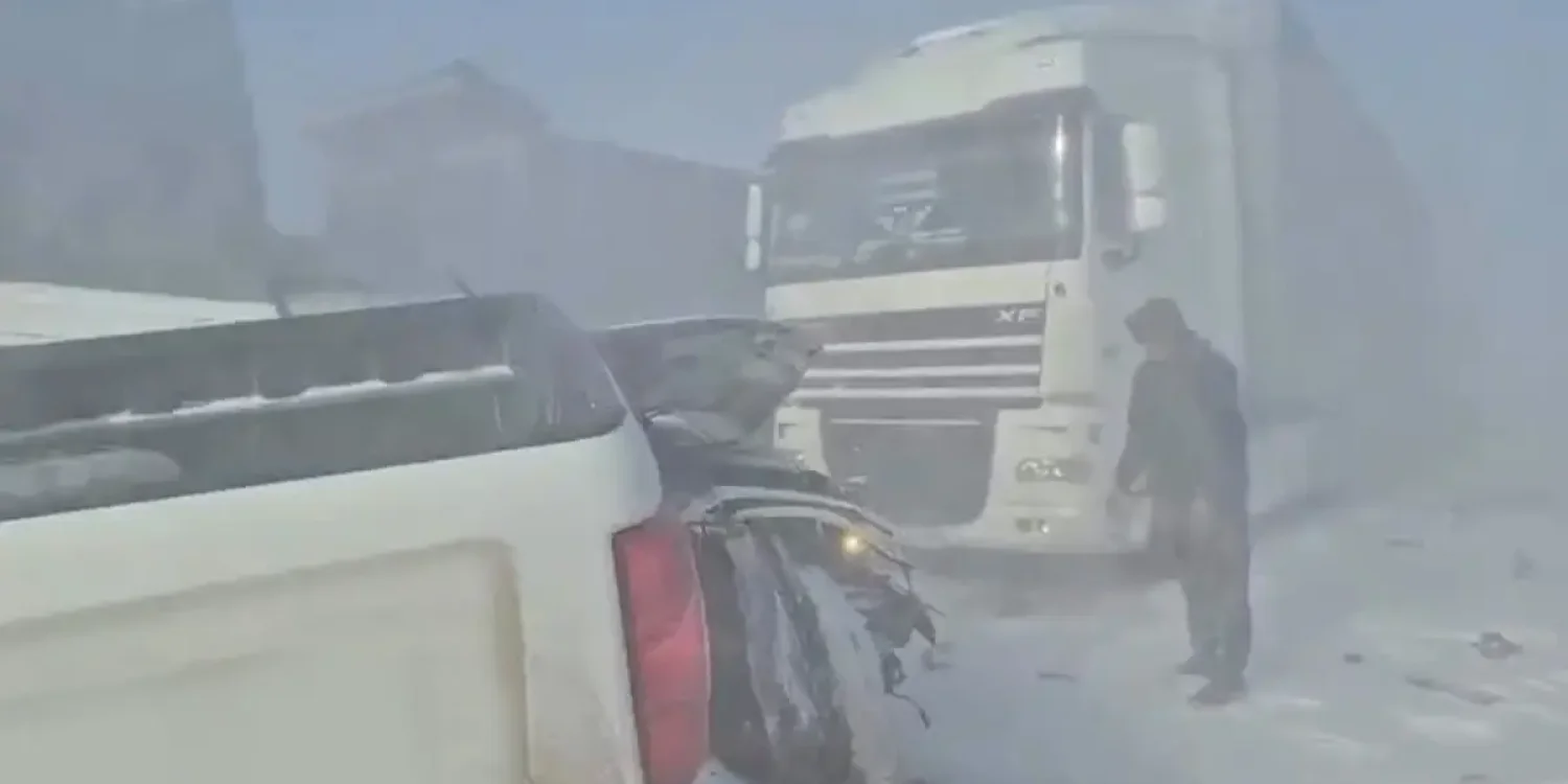 Астана-Қарағанды тасжолында жеті көлік соқтығысты: адам шығыны бар (ВИДЕО)