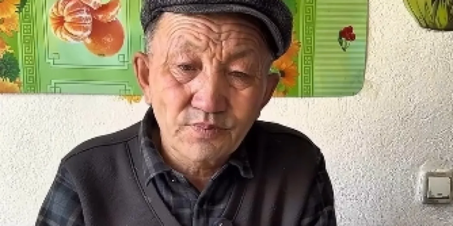 В Жетысу двоих мужчин осудили за избиение отца