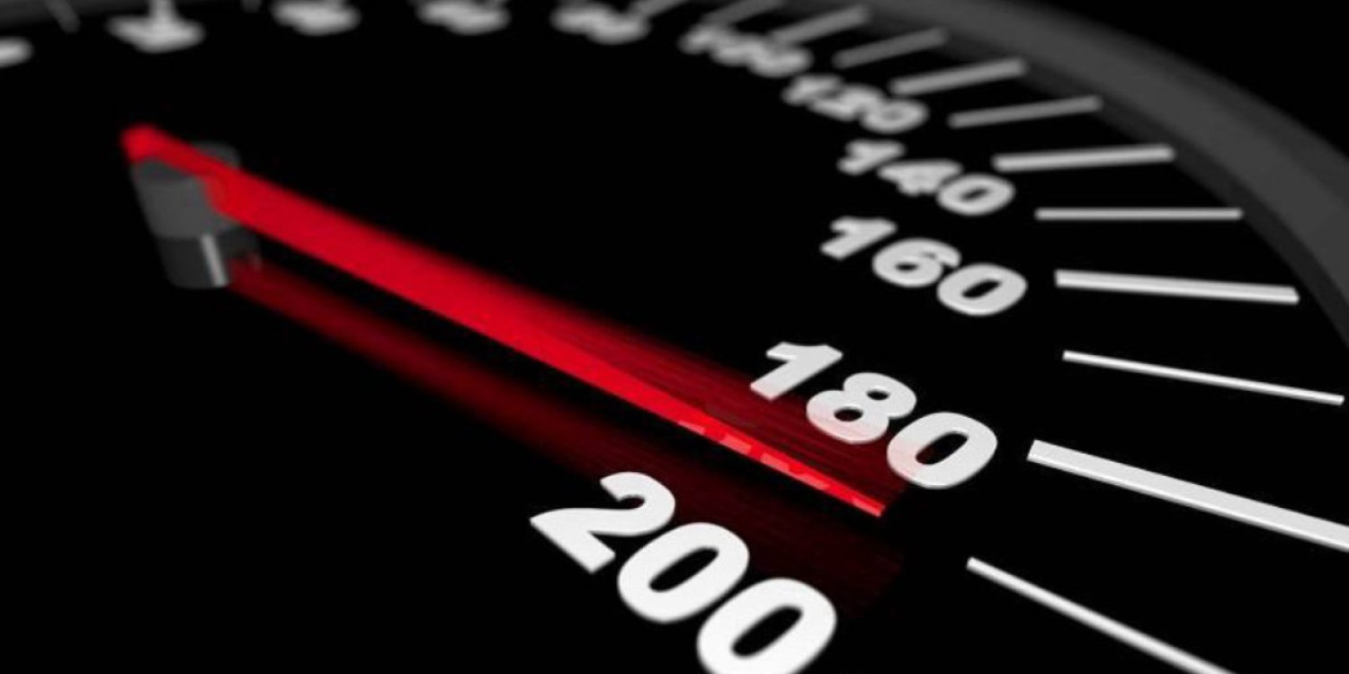 Астанада қала ортасында жарысқан екі жүргізуші қамауға алынды