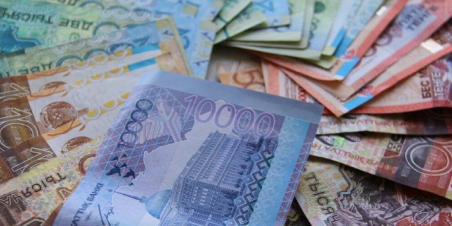 Кредиты для казахстанцев подорожали до 20,8%