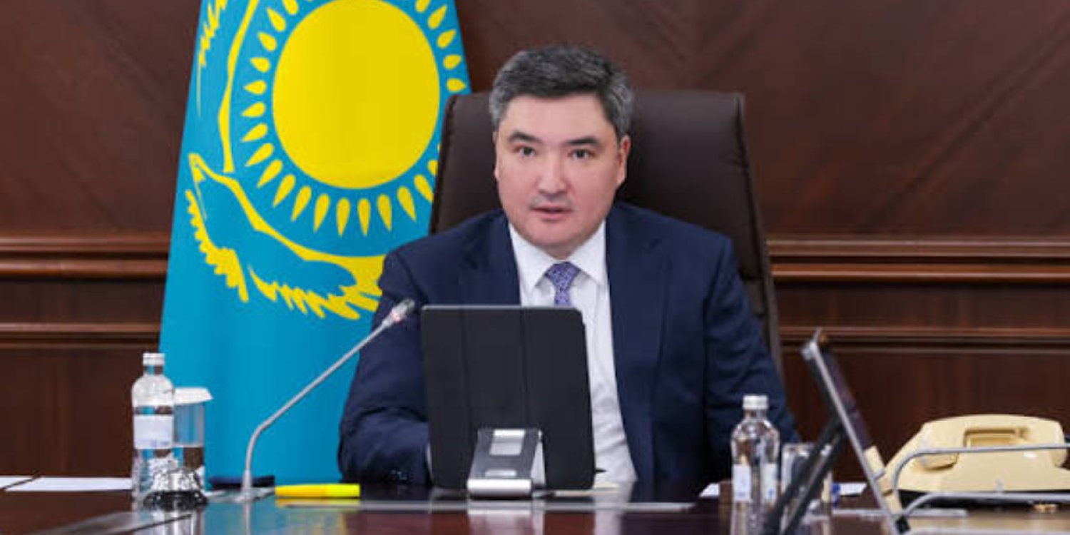 Бектенов: Отбасы банк халықтың осал санаттарын қолдауға басымдық беруі тиіс