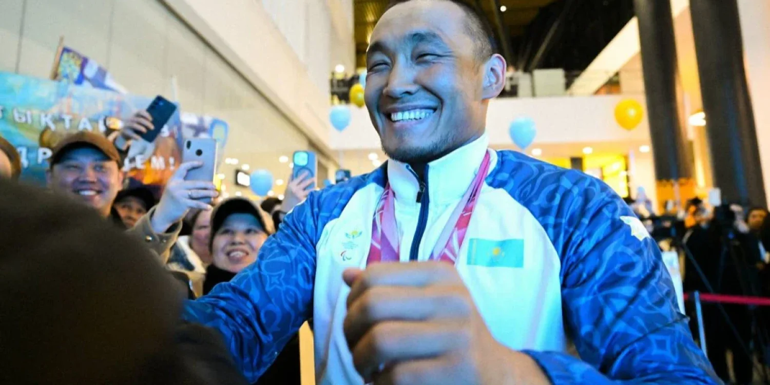 Паралимпиада чемпионы Ербол Хамитовке Астанадан екі бөлмелі пәтер сыйға берілді