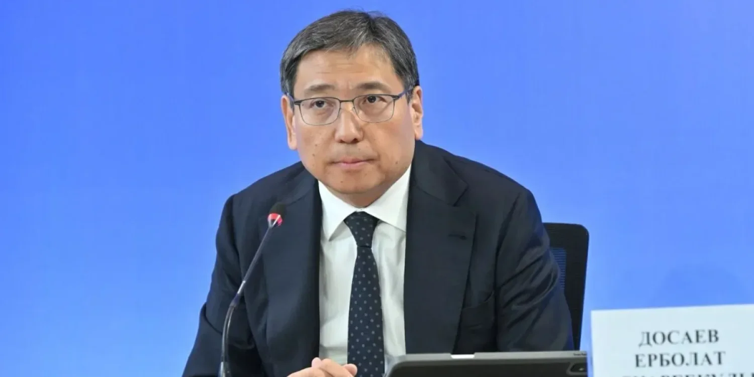 Досаев освобождён от должности в Администрации президента