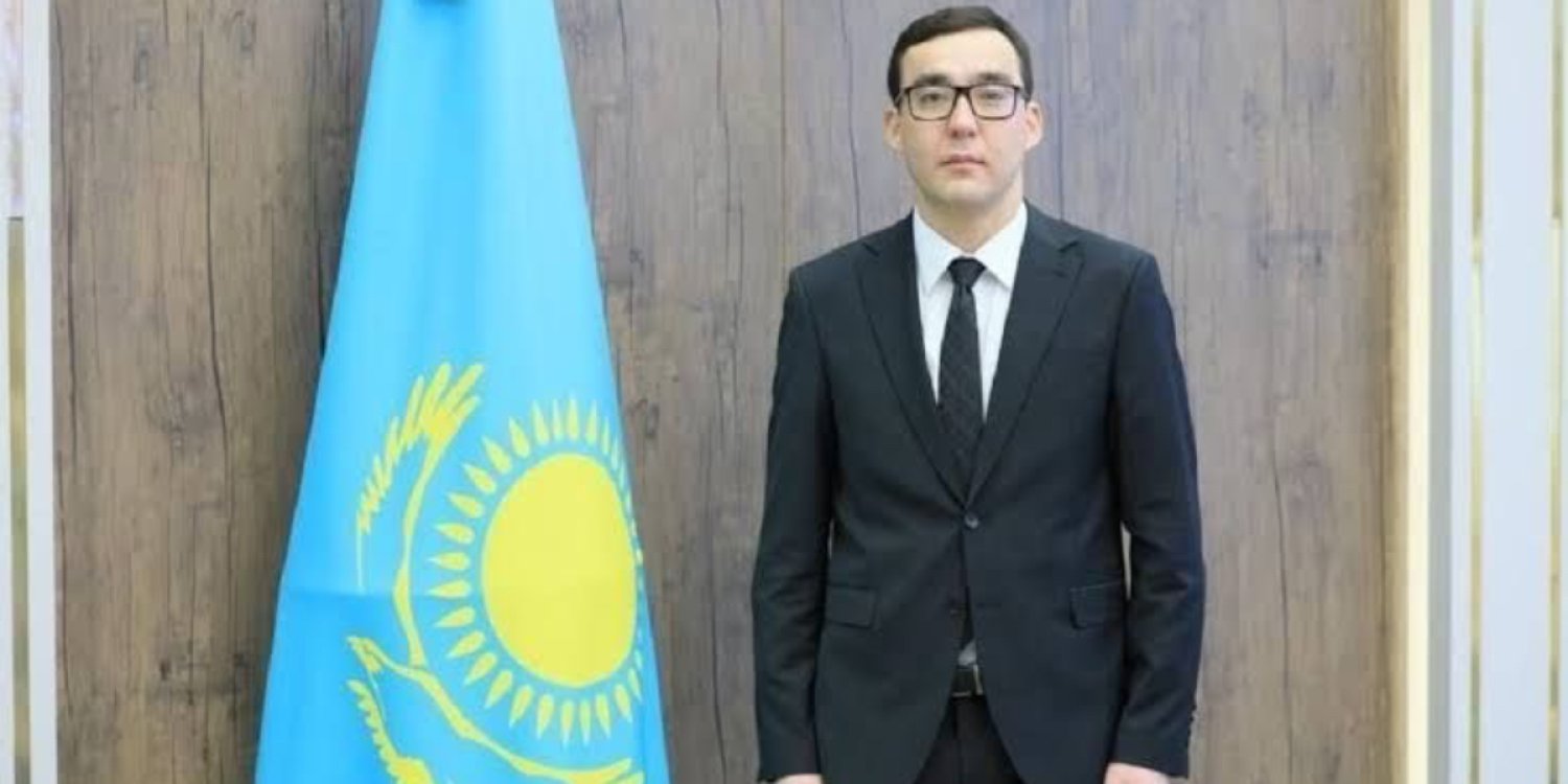 “Туысына да пәтер берген”: Ақтөбеде 15 адамға заңсыз пәтер берген шенеунік сотталды