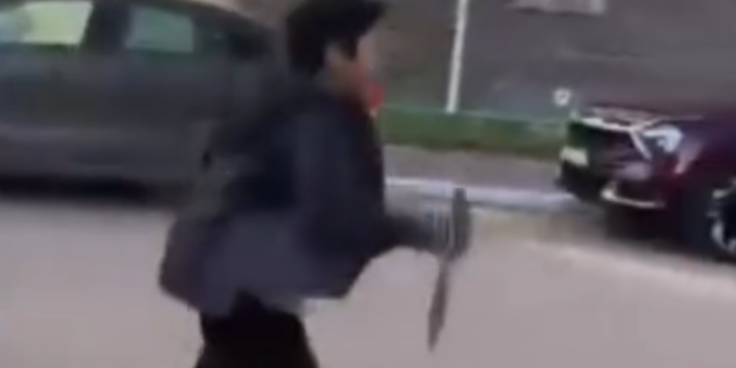 Семилетний ребенок с ножом напугал жителей Астаны