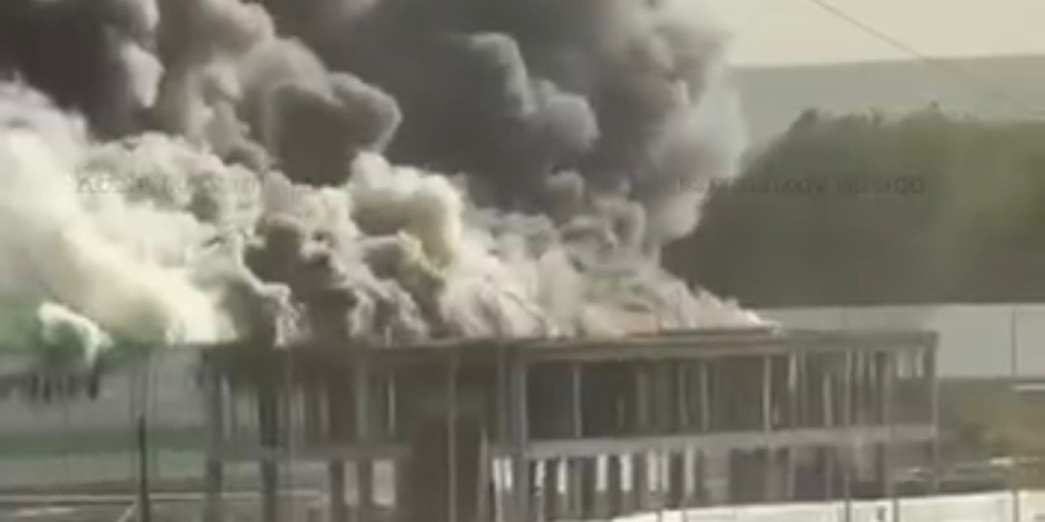 Алматы маңындағы картон зауытында ірі өрт шықты (ВИДЕО)