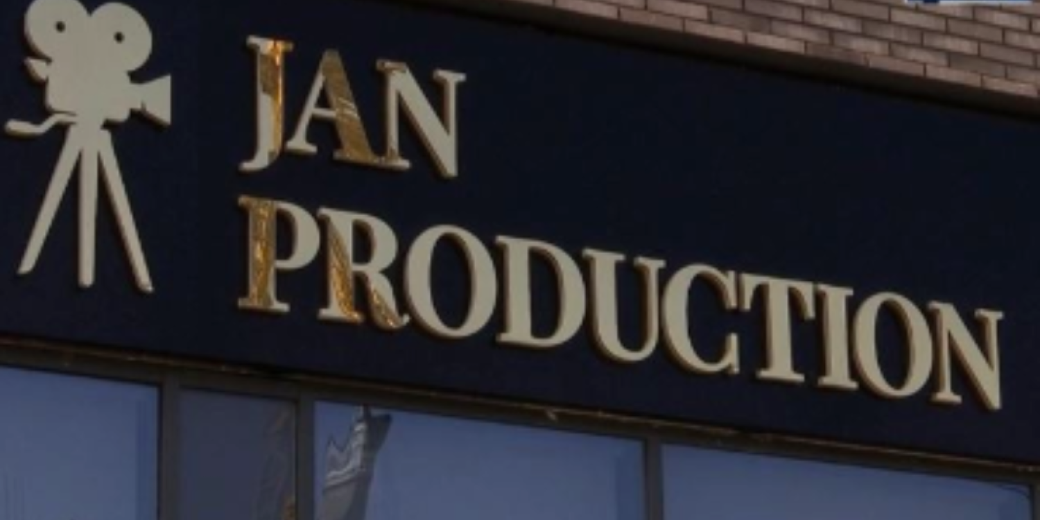 Родители в Алматы требуют наказать актеров из-за скандала с киностудией