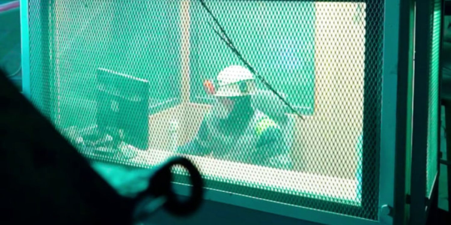 В «Казахмысе» успешно испытали защитные кабины-капсулы для операторов конвейеров