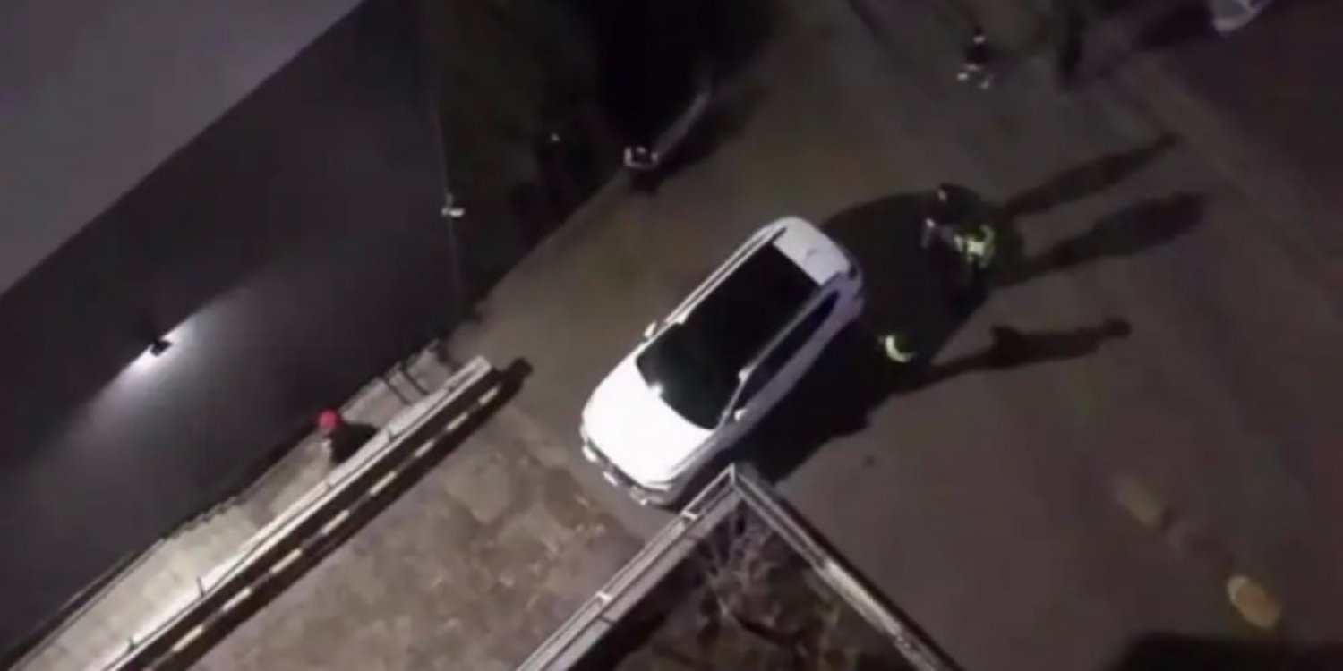 Өрт сөндіру көлігіне кедергі келтірген көліктерді зақымдауға рұқсат беру ұсынылды