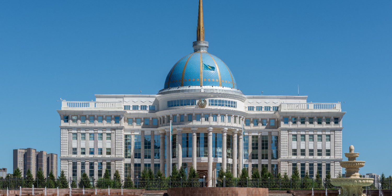 Зауыт көп болғанымен пайда жоқ: Экономист Қазақстанға Қытай қателігін қайталамауды ескертті