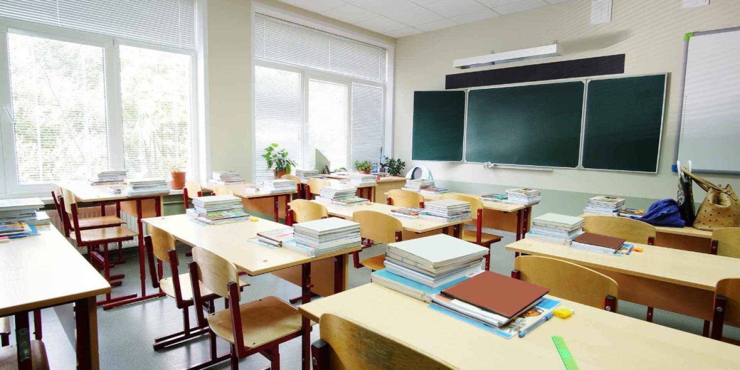 Ақтөбеде 1-сынып оқушысы мектепте бензин иісі бар сұйықтық ішіп, ауруханаға түсті.