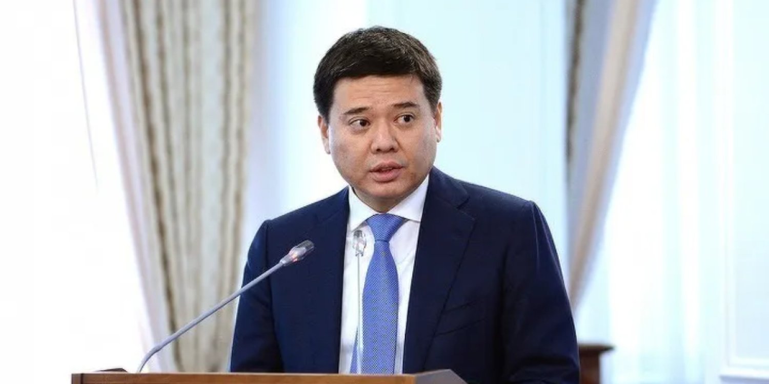 Экс-министр Бекетаев түрмеде қара жұмыста