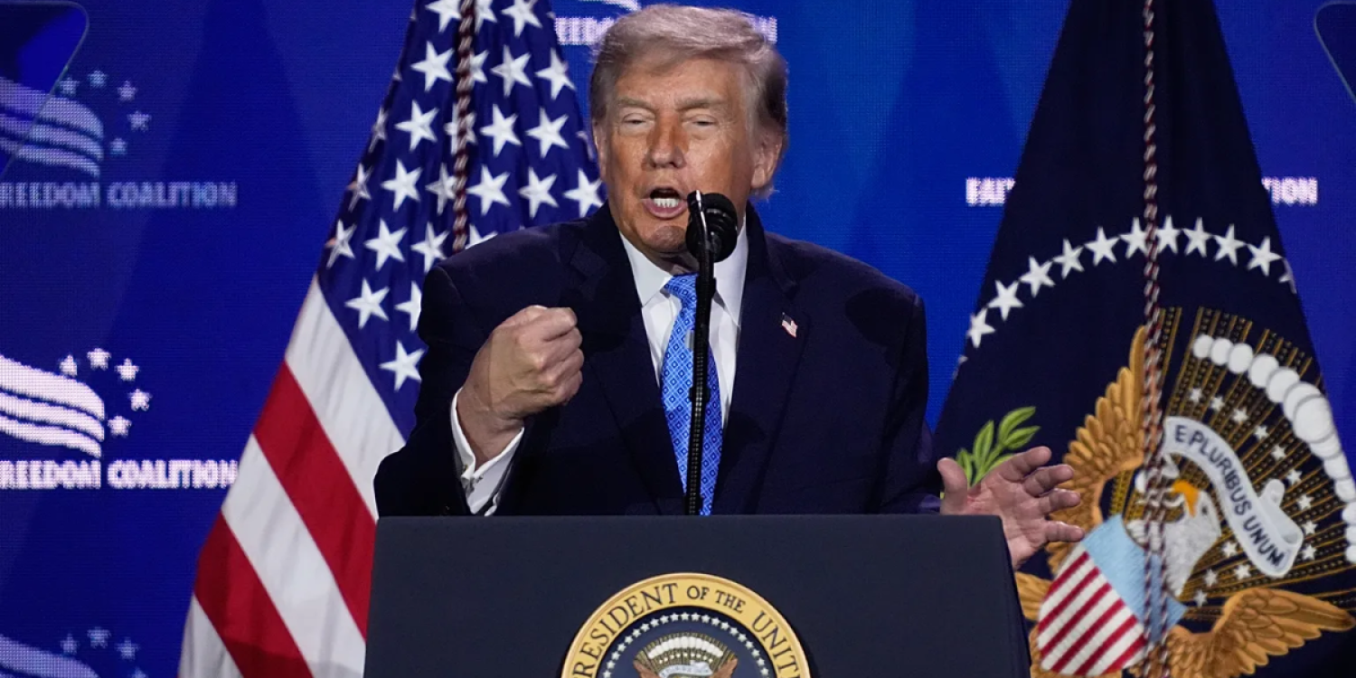 «Иранды жер бетінен жоямыз»: Трамп Иранға қайтадан соққы жасады
