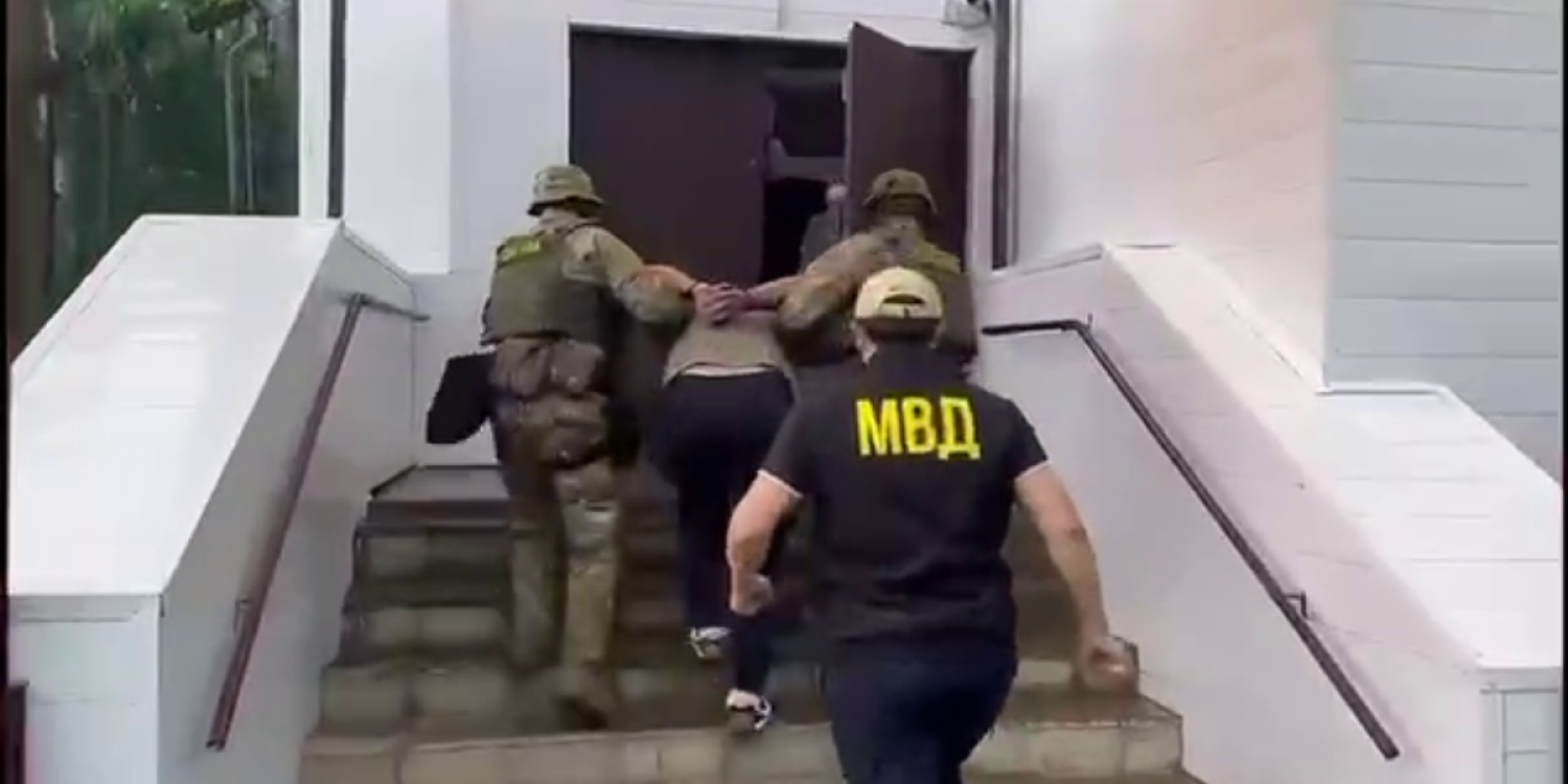 Ақтөбеде бұрынғы сүйіктісін интимдік видеомен бопсалаған ер адам ұсталды