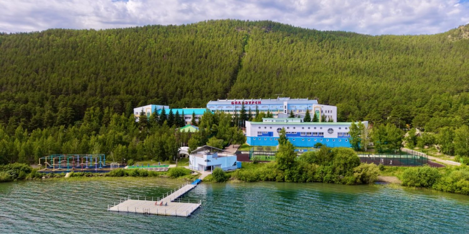 «Қазақмыс» корпорациясы жұмысшыларының балаларын лагерьге жіберуде