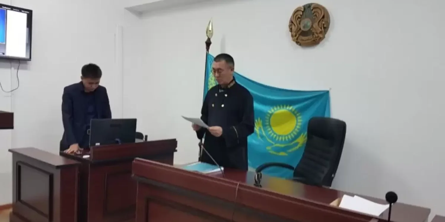 Өскеменде жоғары лауазымды судья парамен ұсталды