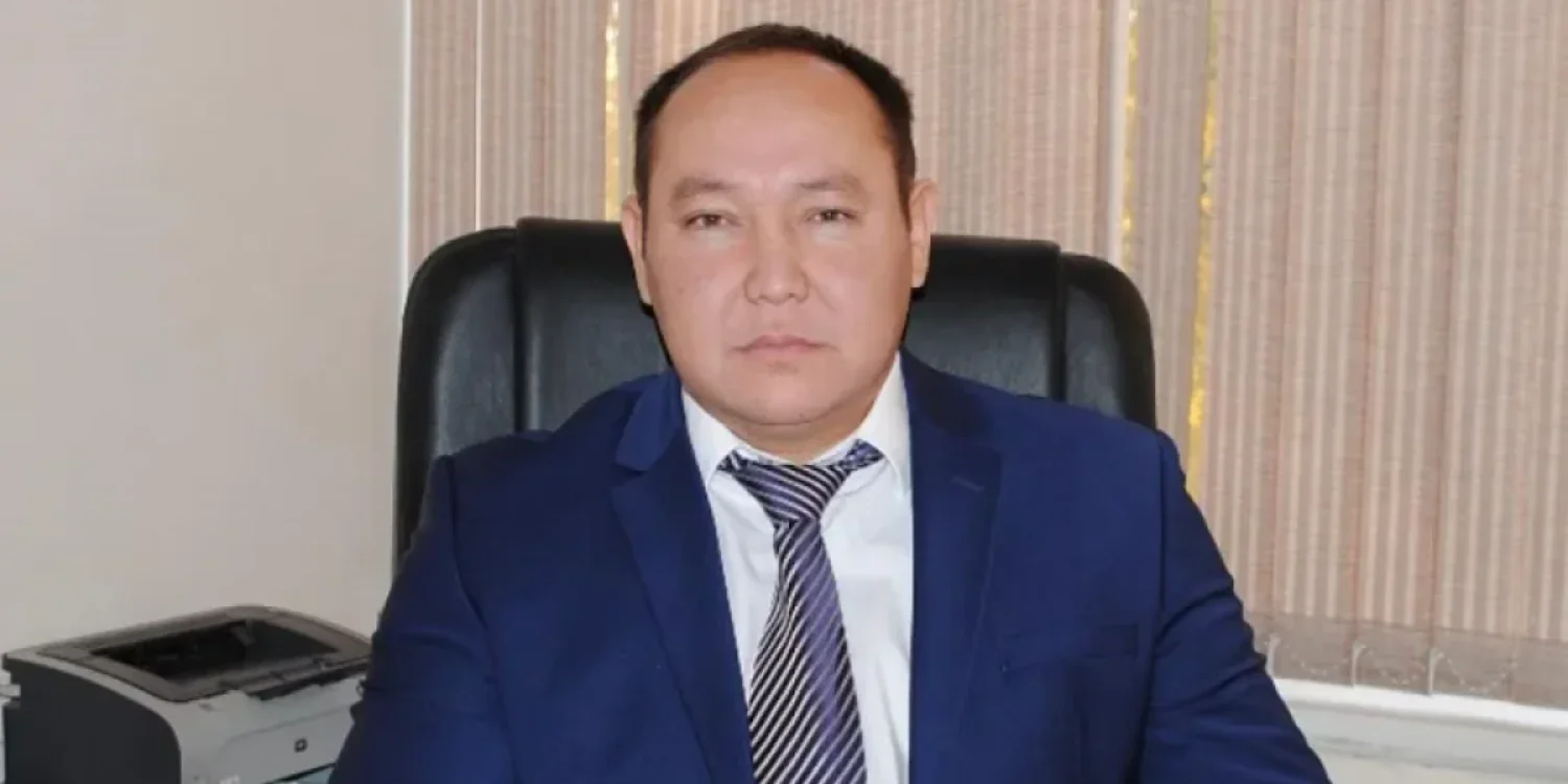 Депутата маслихата Талдыкоргана осудили за продажу одного коттеджа трем покупателям