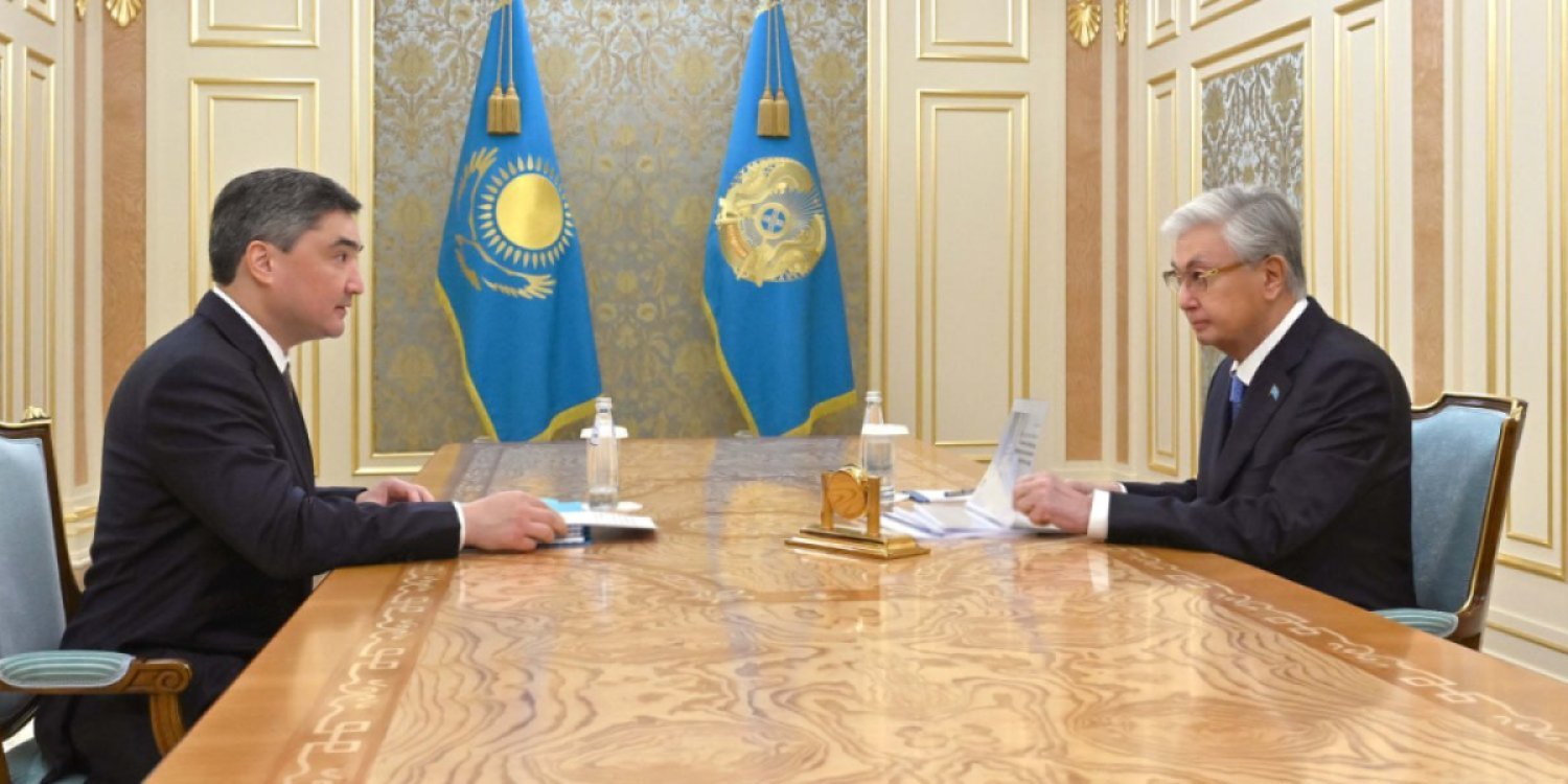 Токаев заслушал отчет Бектенова об итогах полугодия и дал новые поручения правительству