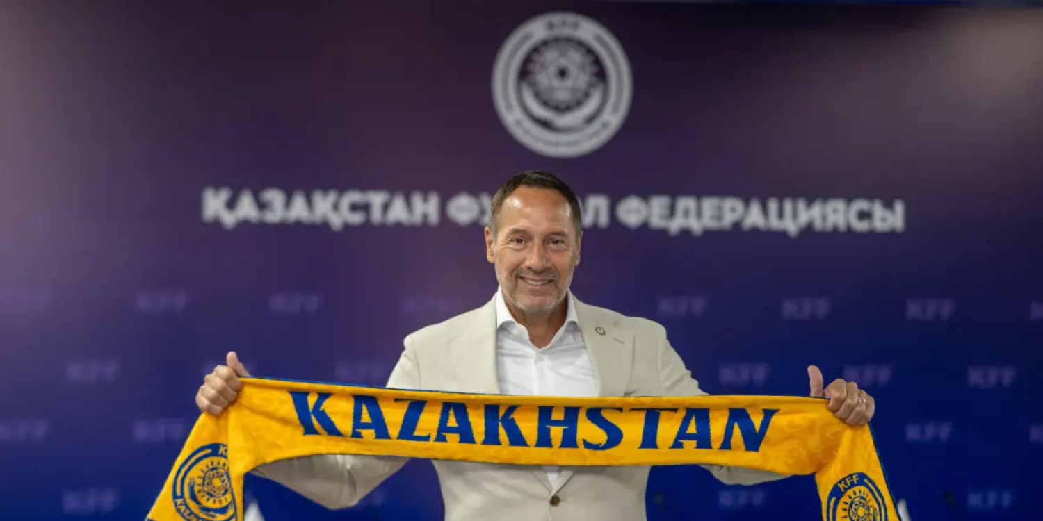 Қазақстан футбол құрамасын басқаруға әлемге танымал бапкер келісті