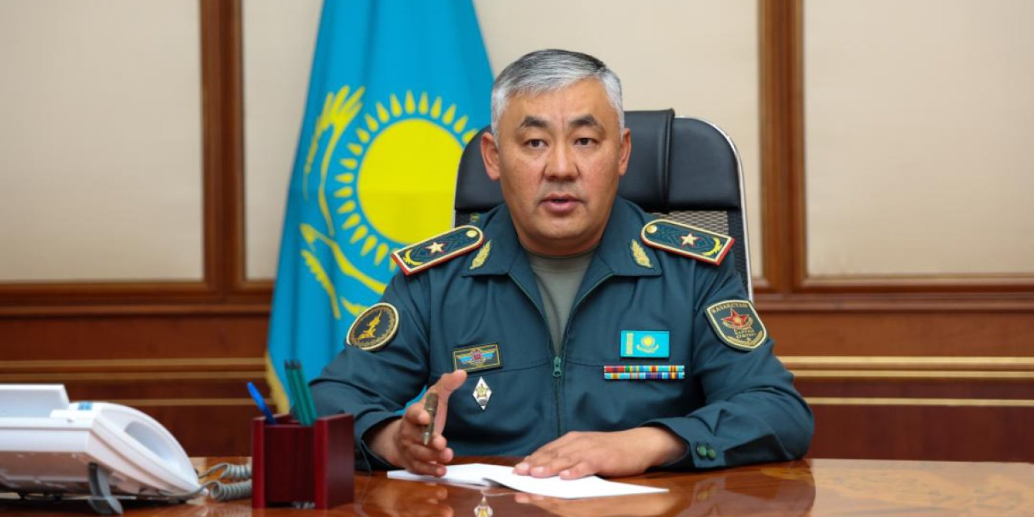 «Әрбір сарбаз өзін қауіпсіз сезінуі керек»: Жаңа қорғаныс министрі алғашқы кеңесін өткізді