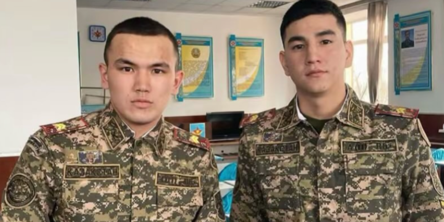 «Судан қорқатыныңды біле тұра, неге секірдің?»: Каспийде қаза тапқан офицердің досы желіде жазба жариялады