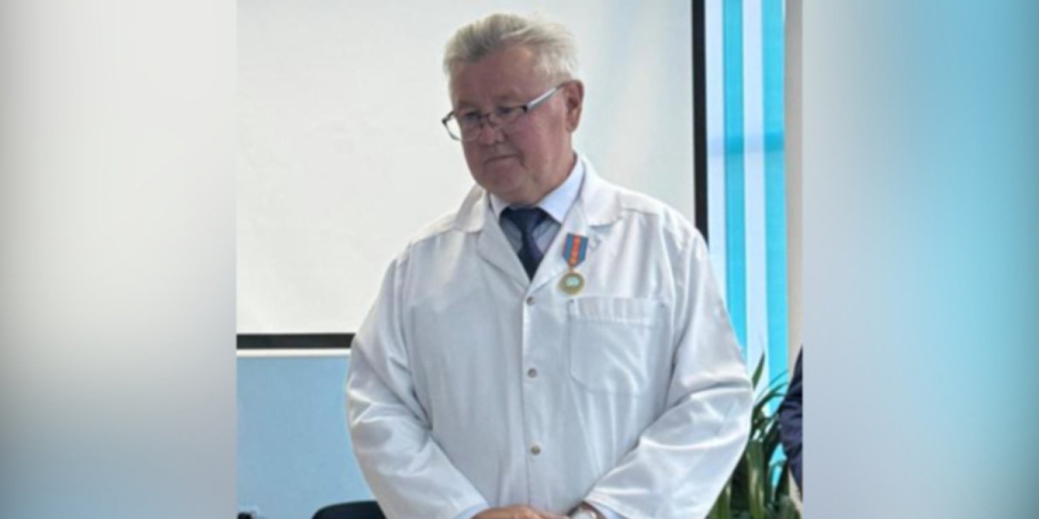 Ақтөбеде белгілі дәрігер 53 миллион теңге жымқырғаны үшін сотталды